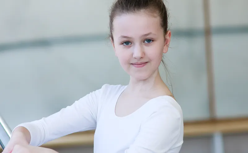 Обложка курса «[dancehelp] Методика классического танца. 1–3 год обучения (Дарья Соснина)»